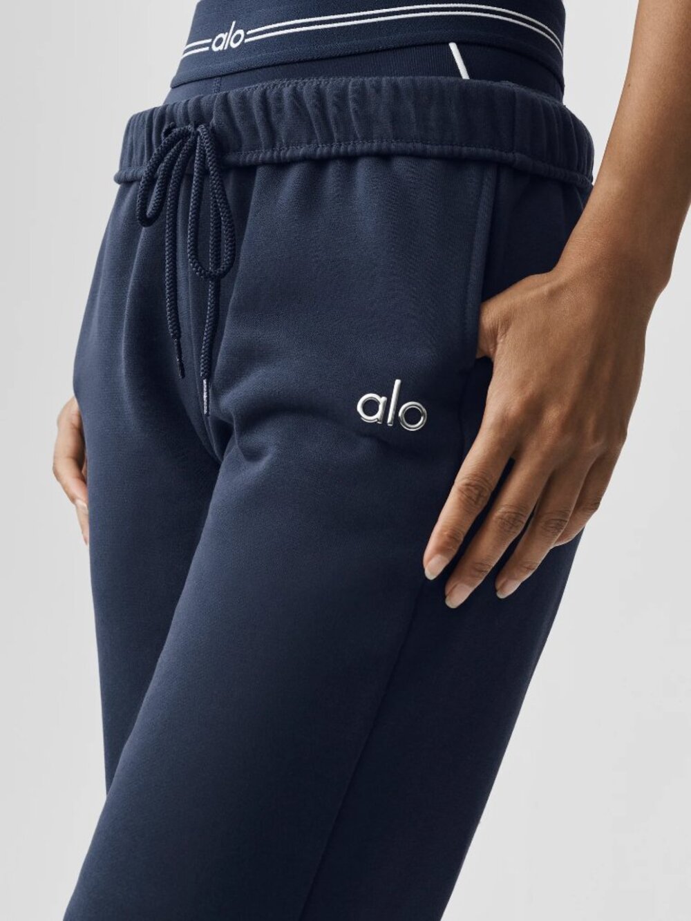 Alo Accolade Sweatpants XS Limited Navy Barely Worn